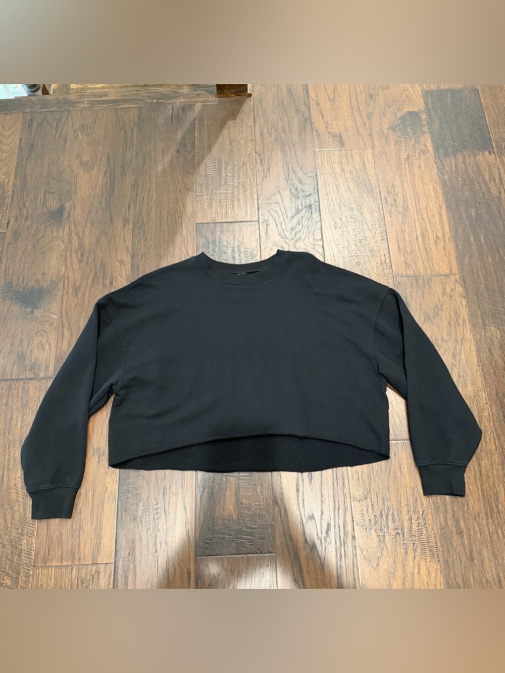 Wild fable cropped sweatshirt